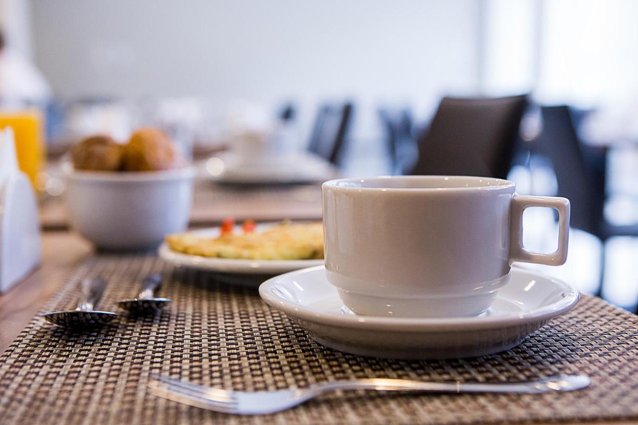 Bristol Easy Uba Hotel エクステリア 写真